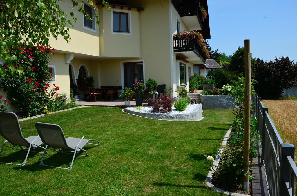 Haus Gruber Hotel Attersee Eksteriør billede