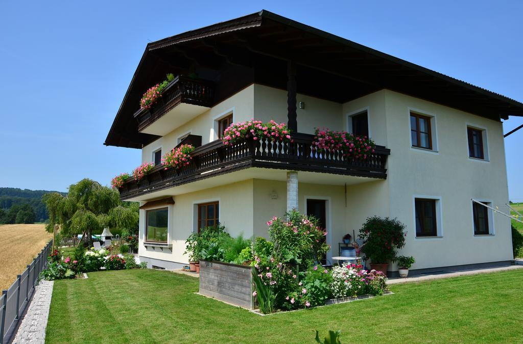 Haus Gruber Hotel Attersee Eksteriør billede