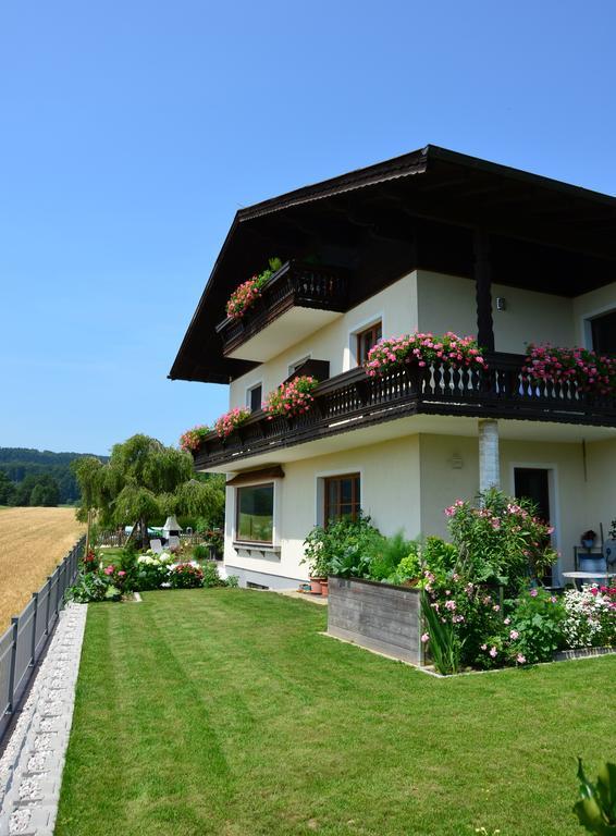 Haus Gruber Hotel Attersee Eksteriør billede