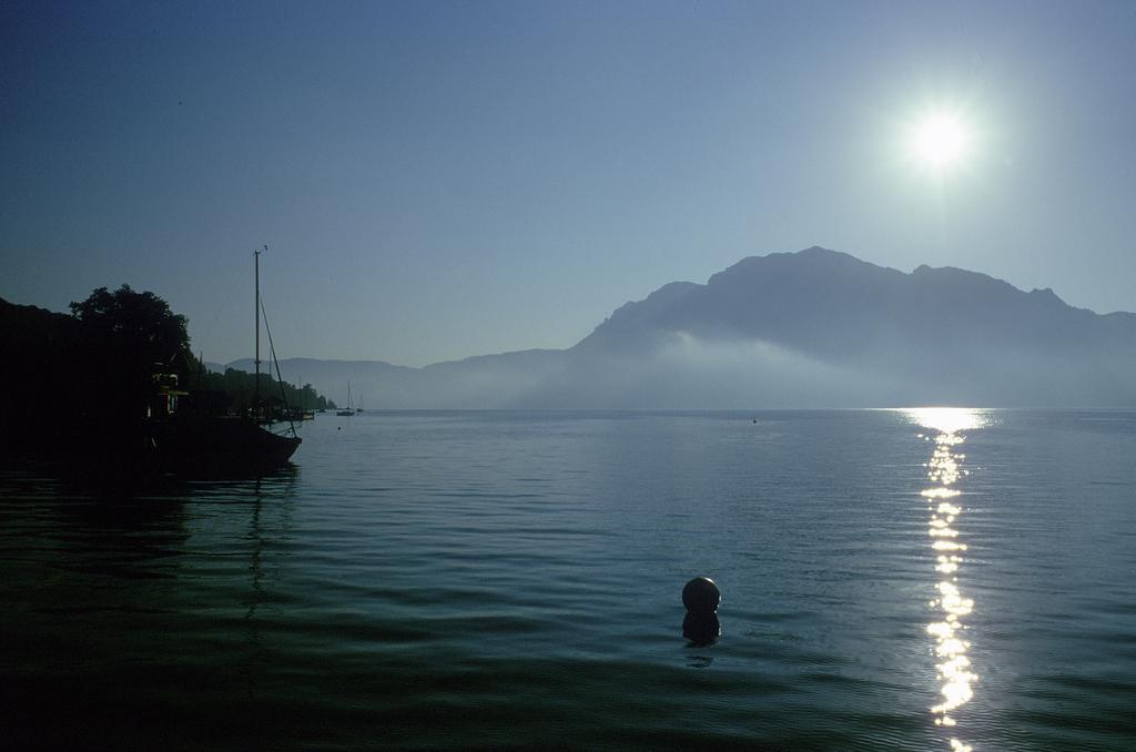 Haus Gruber Hotel Attersee Eksteriør billede